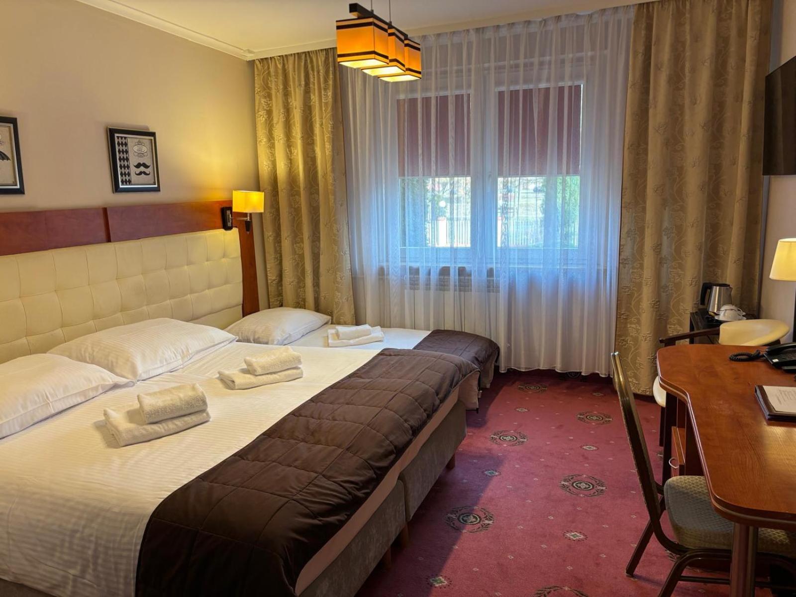 Cumulus Hotel Będzin Extérieur photo